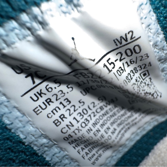 Jordan Toddler Sneakers Size 7C Brown Tan Teal Lace Up Shoes - Picture 9 of 9